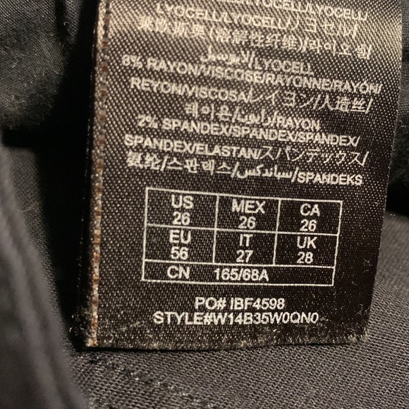 Black Guess Brittany Cropped Stretch/26 - Picture 3 of 3